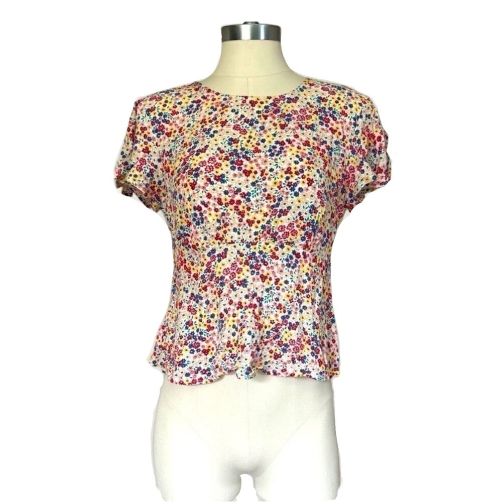 🔵 5 for $25 FOREVER 21 women’s multicolor floral short sleeve peplum top